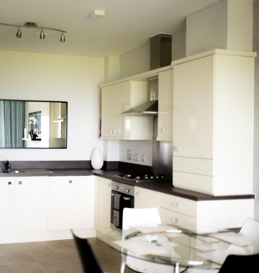 Stunning Sea Views, Luxury Apartment Beaches & Restaurants Are A Short Walk Away Newquay  Luaran gambar