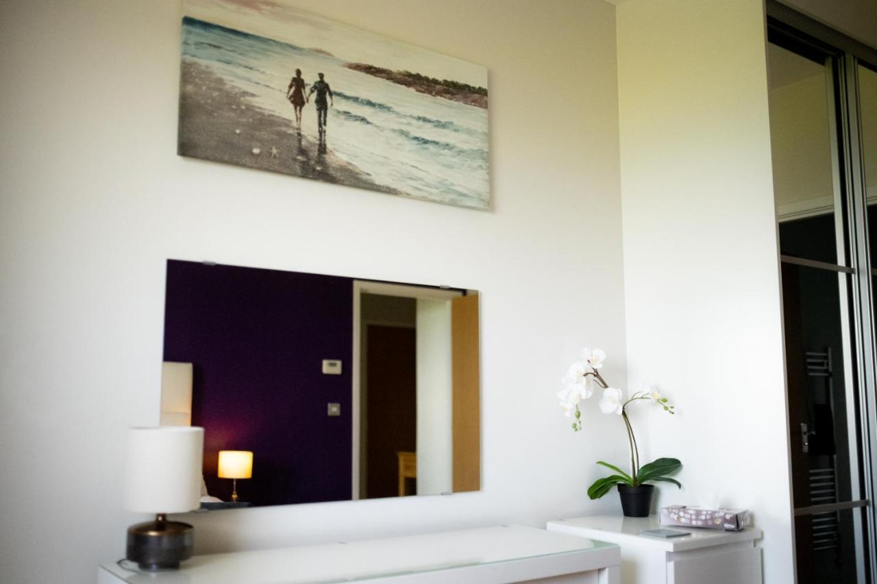 Stunning Sea Views, Luxury Apartment Beaches & Restaurants Are A Short Walk Away Newquay  Luaran gambar