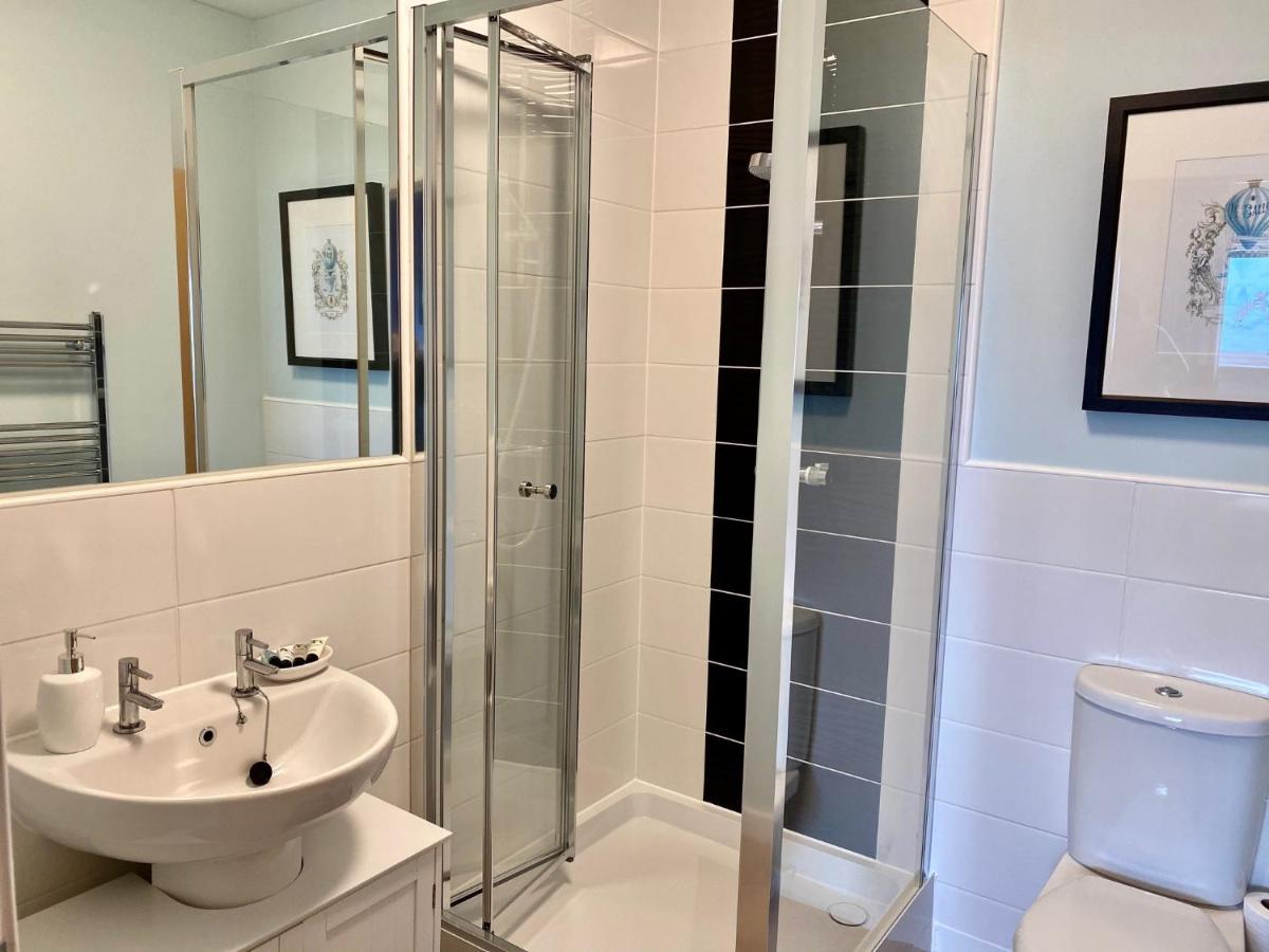 Stunning Sea Views, Luxury Apartment Beaches & Restaurants Are A Short Walk Away Newquay  Luaran gambar